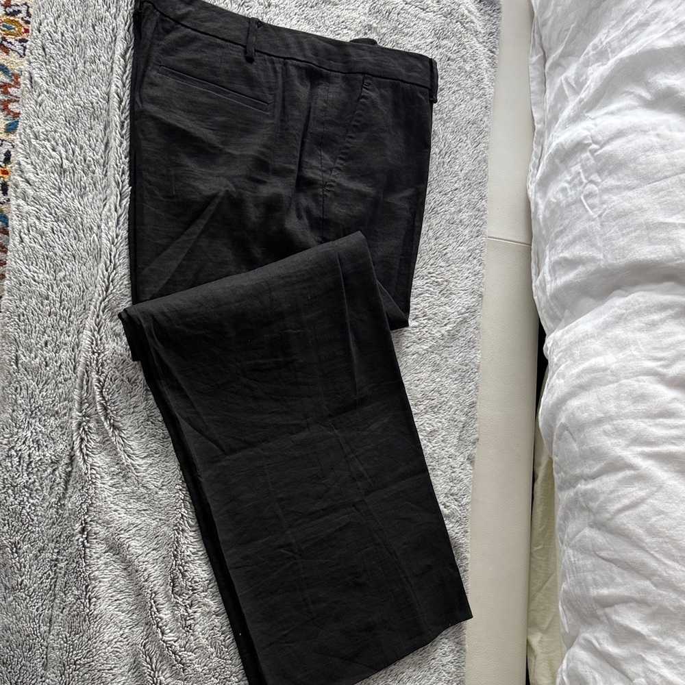Elie Tahari Black Women's Capris wide leg